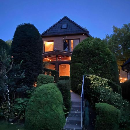 Gartenblick-Oase: Obergeschosswohnung In Hamburgo Exterior foto